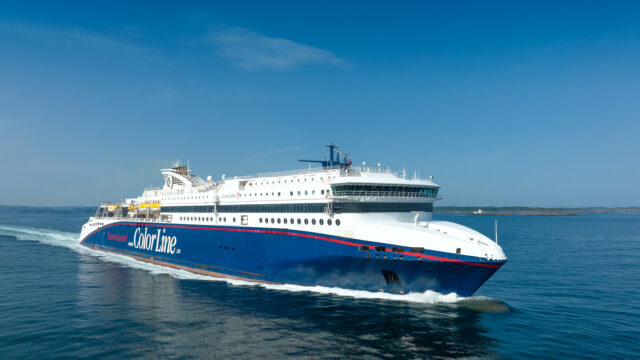 Color Line via Dänemark